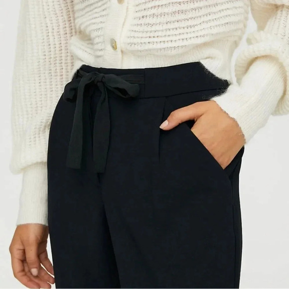 Aritzia Wilfred Allant Cropped Tie-Waist Pant 2 - Picture 3 of 16